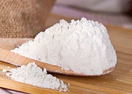 买面粉时,不管多便宜,只要袋子上有这“4个数字”,都是好面粉