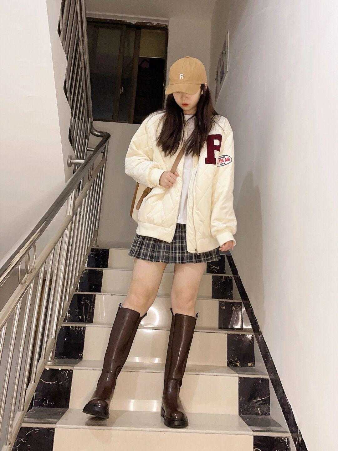 山本耀司|别再说高筒靴不好穿了!选款记住这几点就够,真的时髦又洋气