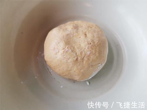 零食|零食不用买，教你用南瓜做小零食，比南瓜饼好吃，大人小孩都喜欢