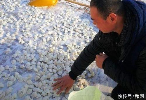  发现|女子去东北作客，发现满大街的饺子，真是太壕了