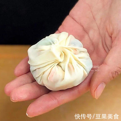 三分钟做好蔬菜小团子，做饭太简单