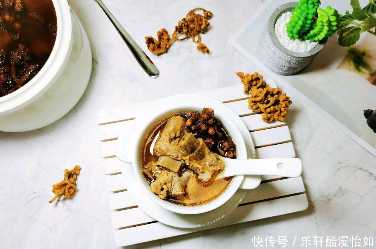枇杷花煮水的副作用 枇杷花煮水的副作用