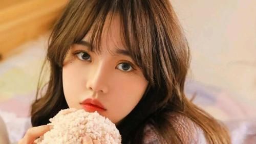 零食|40后的女人不要舍不吃,5种食物当“零食”吃,补充雌激素抗衰老