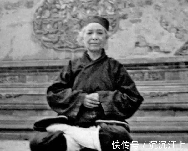 木梳$这个道姑活了118岁, 她的一件遗物暴露了她的长寿秘诀!
