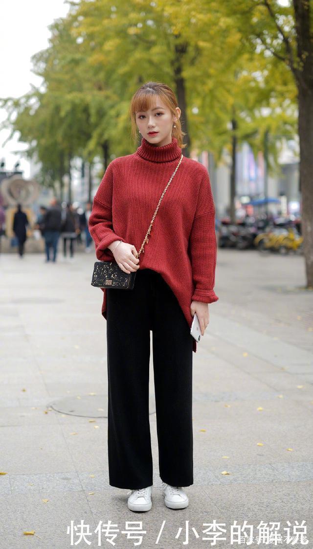 女人再懒也少用阔腿裤配卫衣，现流行“毛衣+阔腿裤”，保暖好看