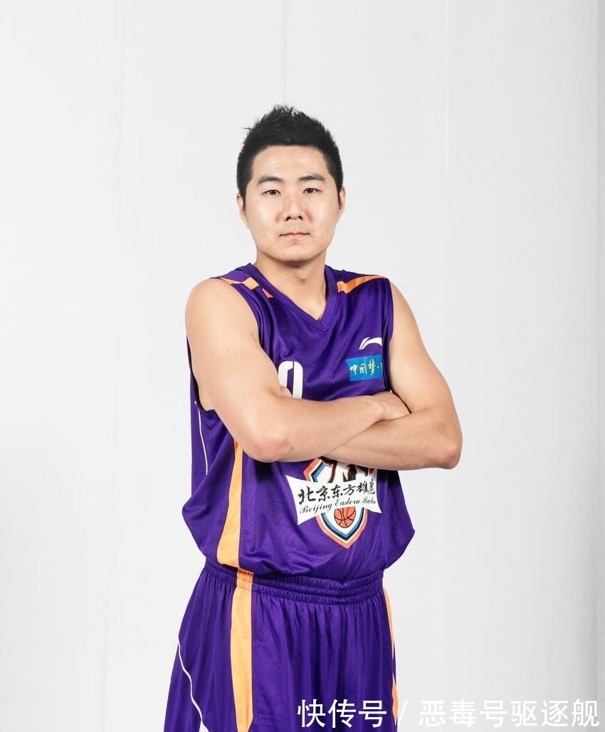 助攻王|35分12篮板！NBL第一得分王+助攻王+MVP，他可能成为CBA传奇吗？