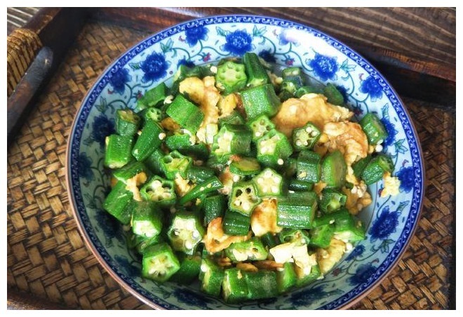 秋葵最好吃的做法,营养不流失,秋葵翠绿味道好,孩子吃得真香