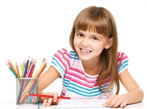 洞洞|自动铅笔带来方便的同时，却有诸多隐患，难怪老师不推荐学生使用