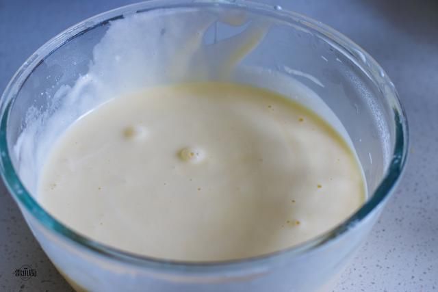 蛋黄|网红抖臀蛋糕,用手轻碰就一直抖个不停,迫不及待咬下一口,真香