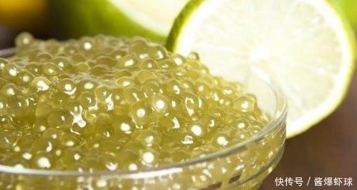 皮肤|女人最怕长皱纹显老！每天睡前抹点“它”，皮肤白皙水嫩又紧致