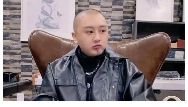 方丈称自己打年度赛为辛巴省了1200万，网友：你不参加更省钱