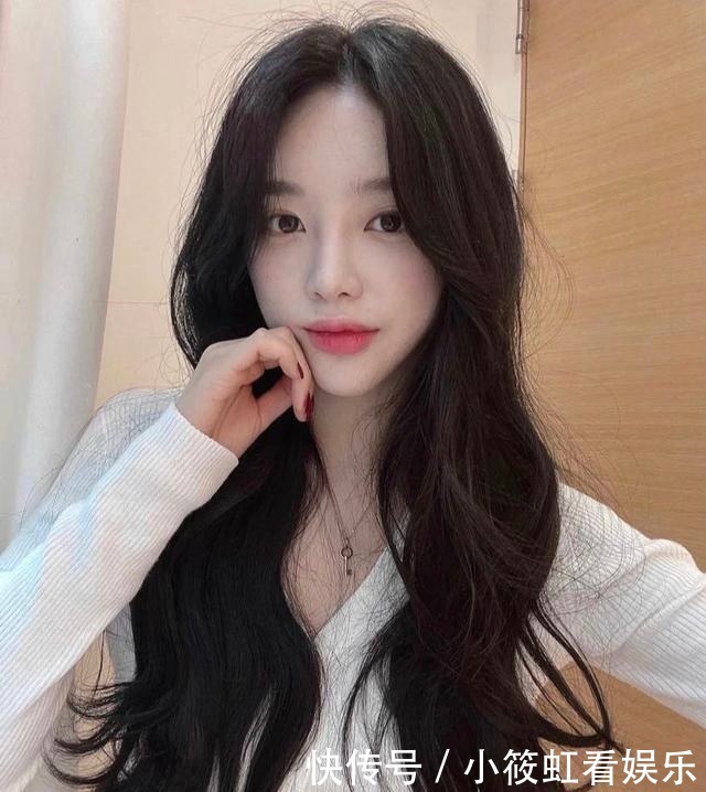 普通长相的女生,这2个发型别剪