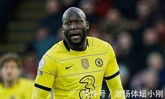 |1.13亿欧的笑话!意媒头版:卢卡库要降薪回归国米 但蓝黑买不起