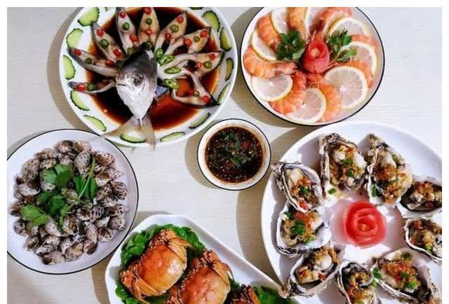 肝气郁结|日常4种食物“二次加热”后容易伤肝,吃不完就扔掉,别害怕浪费