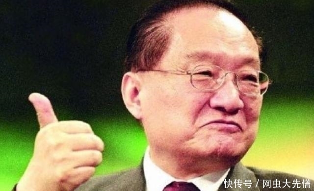 古龙曾出上联:“冰比冰水冰”,金庸:此联不通,如今读者对出