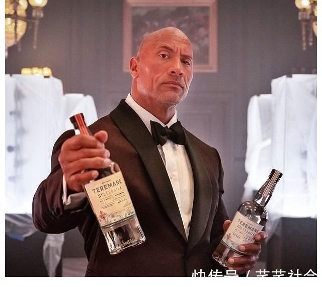 强森|巨石强森第一部DC漫画电影,黑阿亚即将上演,优质偶像再次上线!