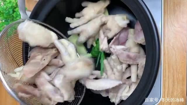 味美|教你在家做卤菜，香辣味美咸香入味，种类丰富多样，既干净又卫生