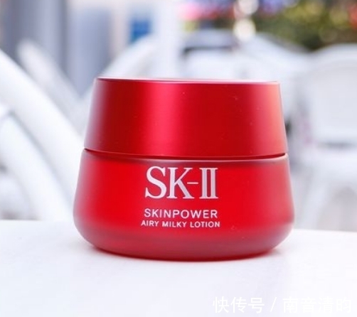 肌肤 这几款好用的秋冬天面霜,水润而不油腻,让肌肤时刻水嫩嫩的