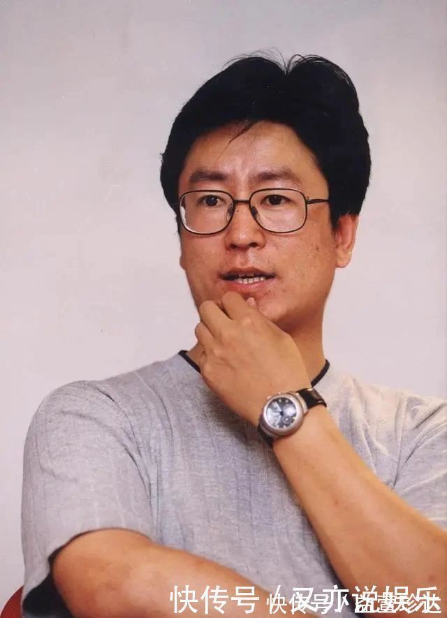 书法#白岩松写书法看这字笔走龙蛇,但是距离书法艺术还是有距离的