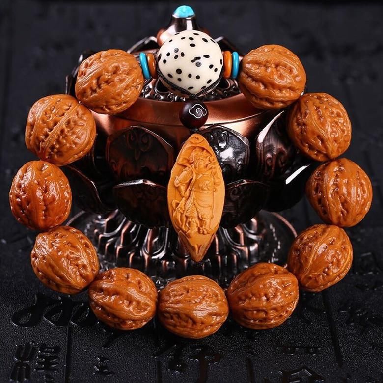 佩戴文玩佛珠手串丢人？无稽之谈！爱请深爱不爱请走开！