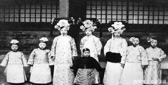 问能|东北老人有溥仪御赐的宝物,专家问能捐吗?老人:我还是卖了吧