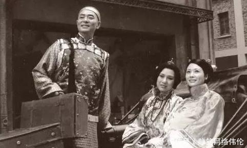 李叔同抛下两位美娇娘出家,妻子为此跪了几天几夜,他仍不理睬