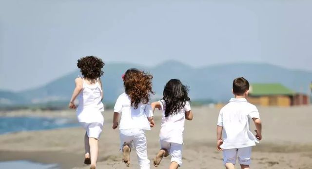 孩子|3岁女童身体散发异味,妈妈带去医院一查当场作呕,请一定小心