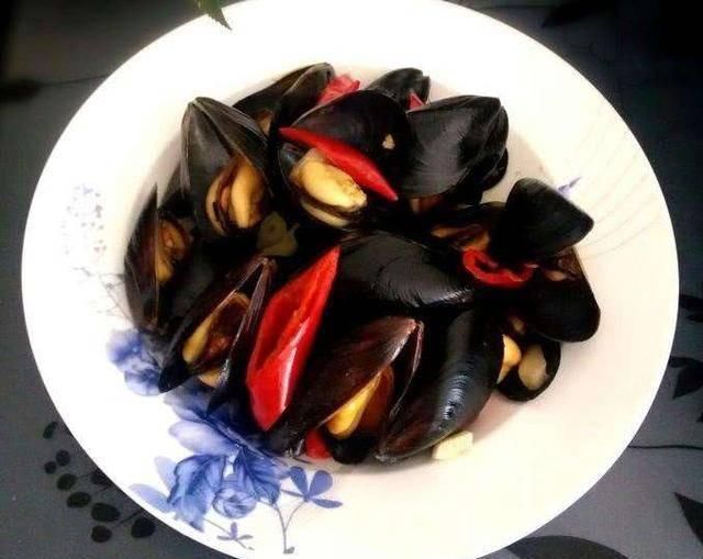 误认为|被误认为是蔬菜,其实一种海鲜,比海带便宜,比鲍鱼好吃