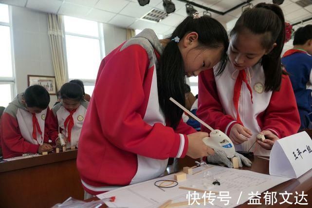 父母|初中生的身高标准出炉，需要达到这个标准才行，你家娃有拖后腿吗