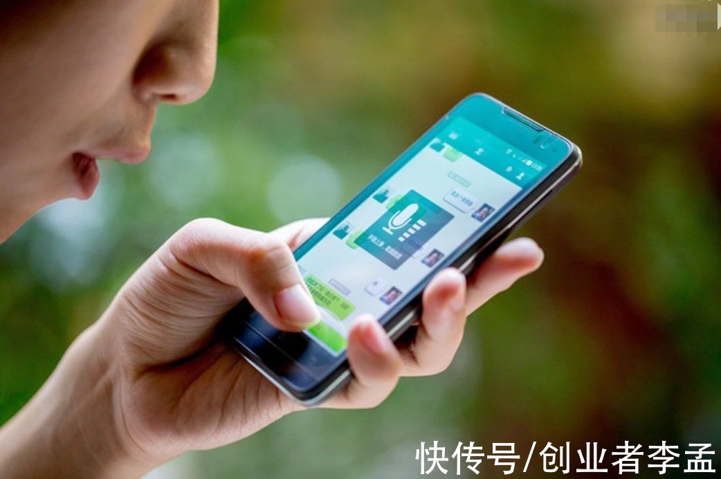 QQ|同样都是社交软件，为何腾讯选择新开发微信而不是改造QQ呢？