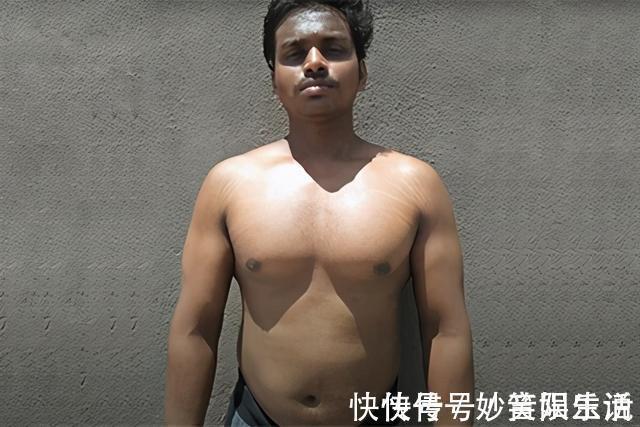 臂屈|小伙尝试做平板支撑,每天坚持做5分钟,坚持1个月看他腹部变化