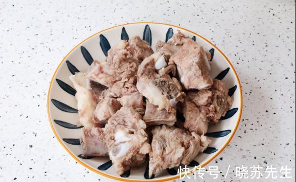 早上来一碗鲜美的排骨面，管饱又解馋，赶快来一份