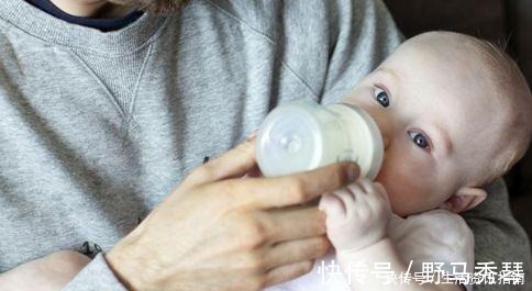小宝宝|你冲奶粉时，是先放水还是先放奶粉宝妈别把顺序弄错了！