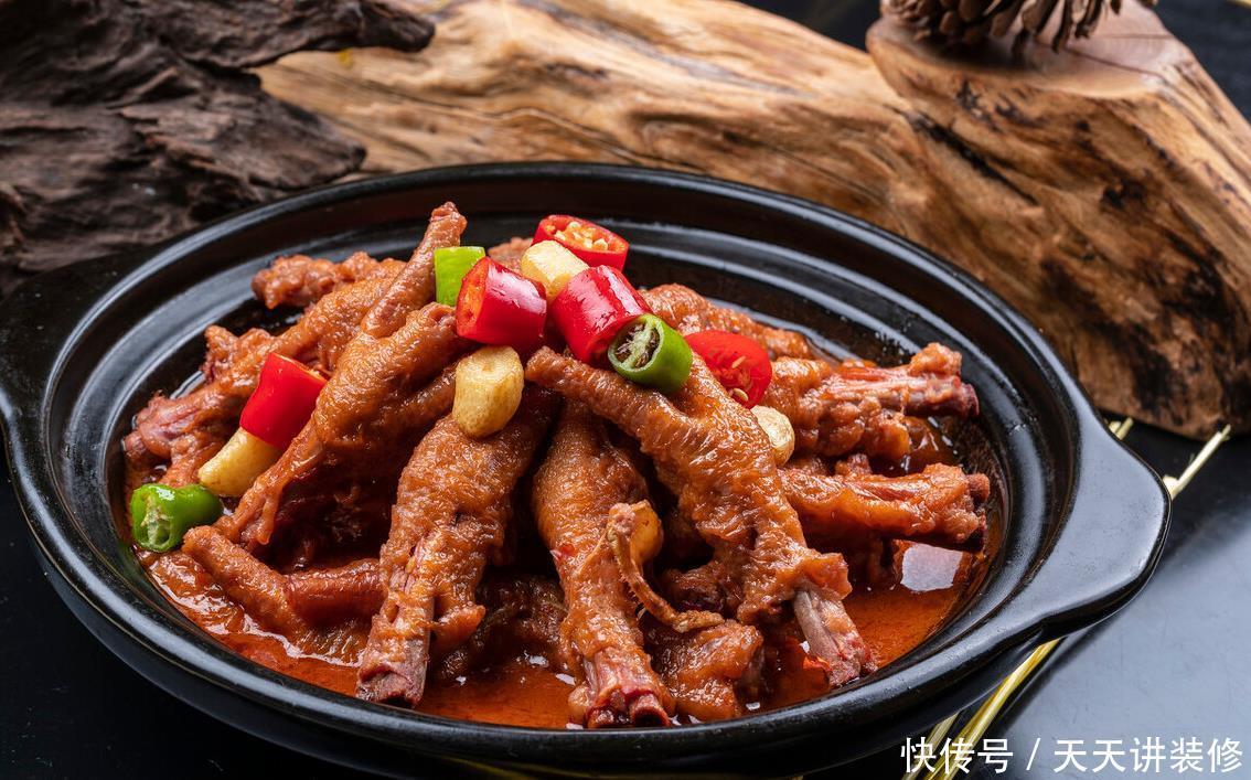 汤汁|一种你没吃过的鸡爪做法,豪华海陆双拼,汤汁都是浓浓暖意,鲜!