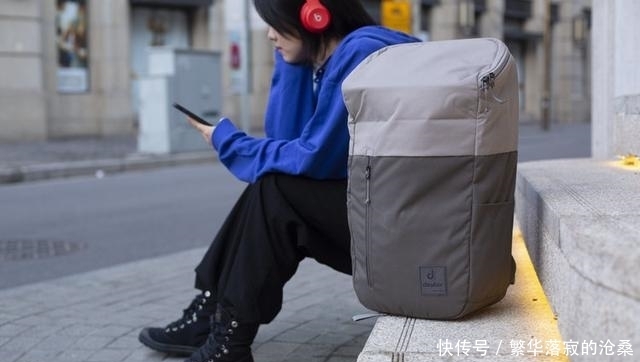 35个矿泉水瓶制作的背包——STOCKHOLM城市背包简评