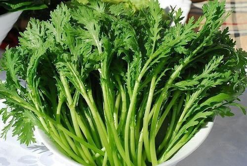 氨基酸|会吃的女人皮肤好，推荐以下3种食物，美白淡斑，改善肤质