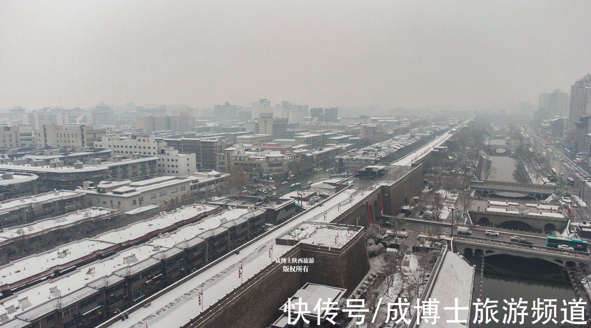 西南城|飘雪的天气，用无人机拍摄西安城墙、钟鼓楼，感受古城之美