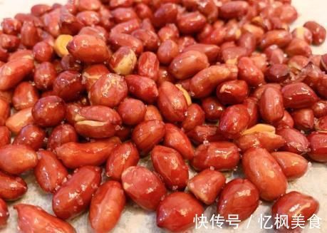酥脆|炸花生米,先放花生还是先放油教你正确做法,花生米酥脆不回潮