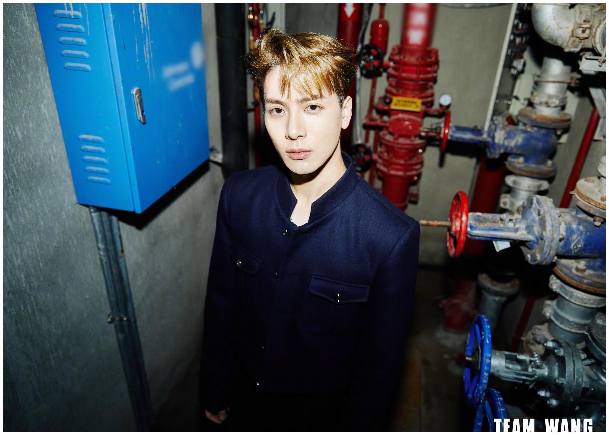 王嘉尔加盟密逃三,回国不久资源这么好,可以让内娱变天的男人!