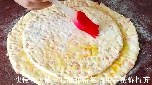 胡萝卜|家里有面粉试试这样做，比馅饼简单，比包子好吃，我家一周做3次