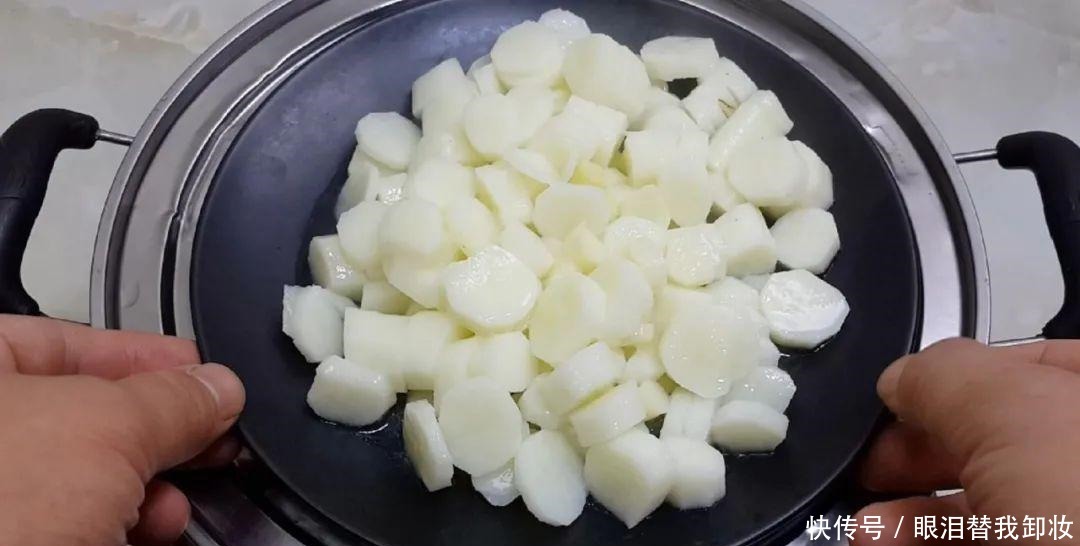 面包|烧饼这样做才过瘾,加2根山药,比面包油条还香,真的太好吃了