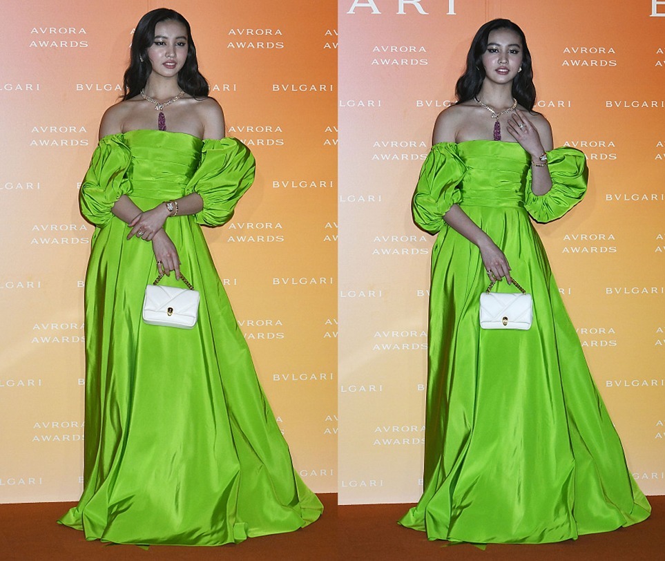 服饰|木村光希继承了爸妈的高颜值, 不过纯绿色长裙好显黑, 有点压气质