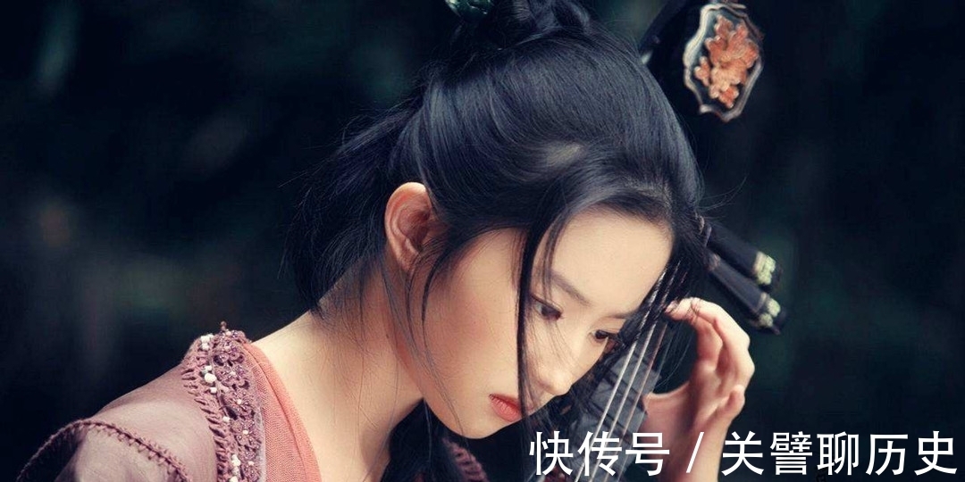 传世&词人写下一首词,最后一句看似小学生作文,却是传世名句