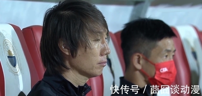 球员|从1-0到1-1!急了,终场前李铁祭出最后绝招:命令球员“找点球”