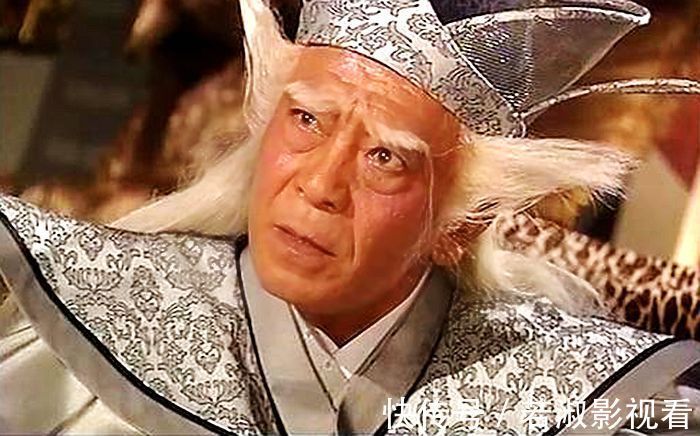 神雕$难怪殷天正能成为明教白眉鹰王,书中暗示,他师傅张三丰都惹不起