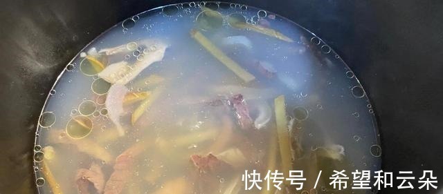 暖身|天冷了，这肉贵也要吃，比羊鹅肉还滋补，提高免疫力、少感冒！