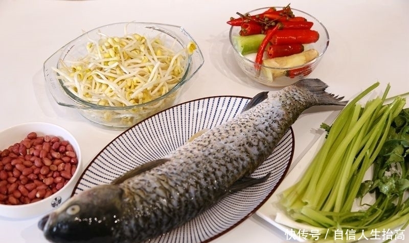 天热,来一道重口味开胃大菜,配上小酒,太解馋了,九分正宗做法