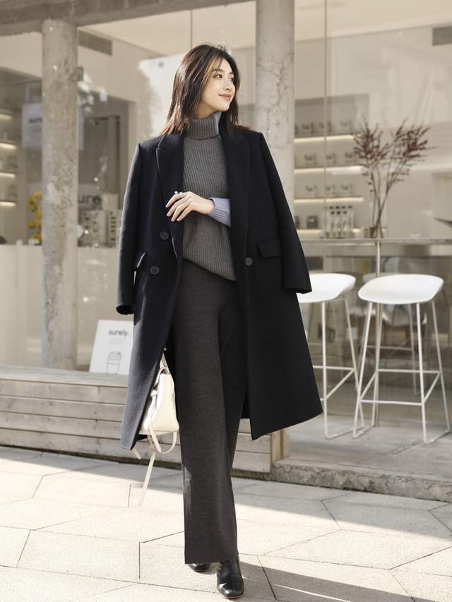 高跟鞋|今年秋天的首选大衣，这4个款式高级又大方，不管怎么穿都显贵