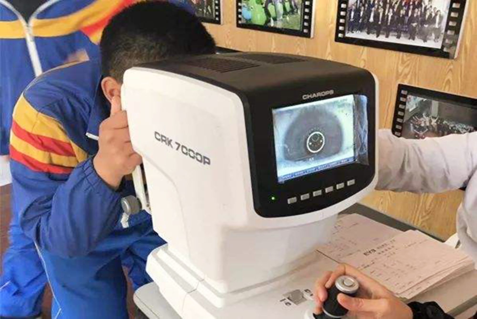 视力|为何儿童近视的人数在增加?医生说出“元凶”,但很多孩子喜欢玩