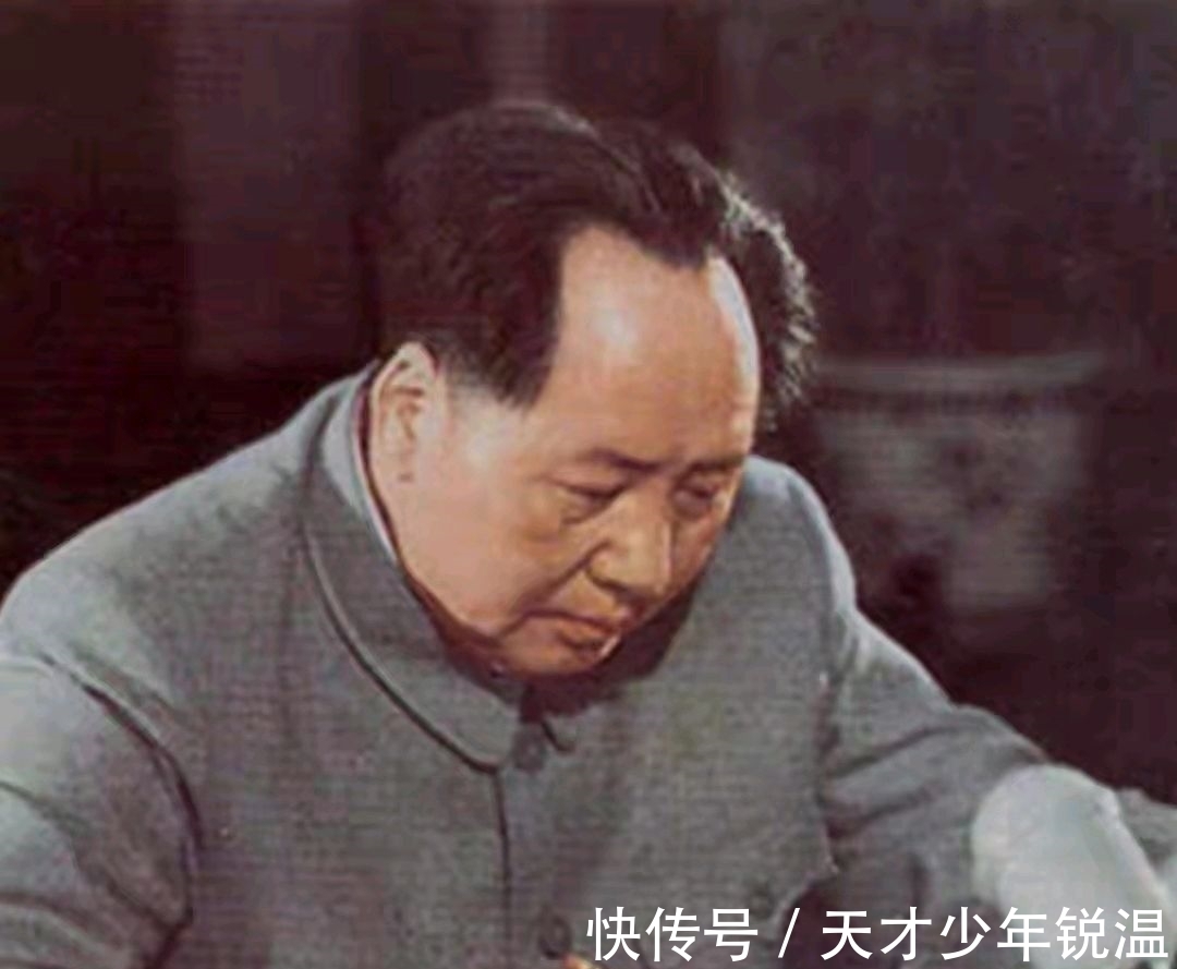 收信人#毛主席擅长狂草书,写信多是用狂草,那么别人看不懂怎么办?